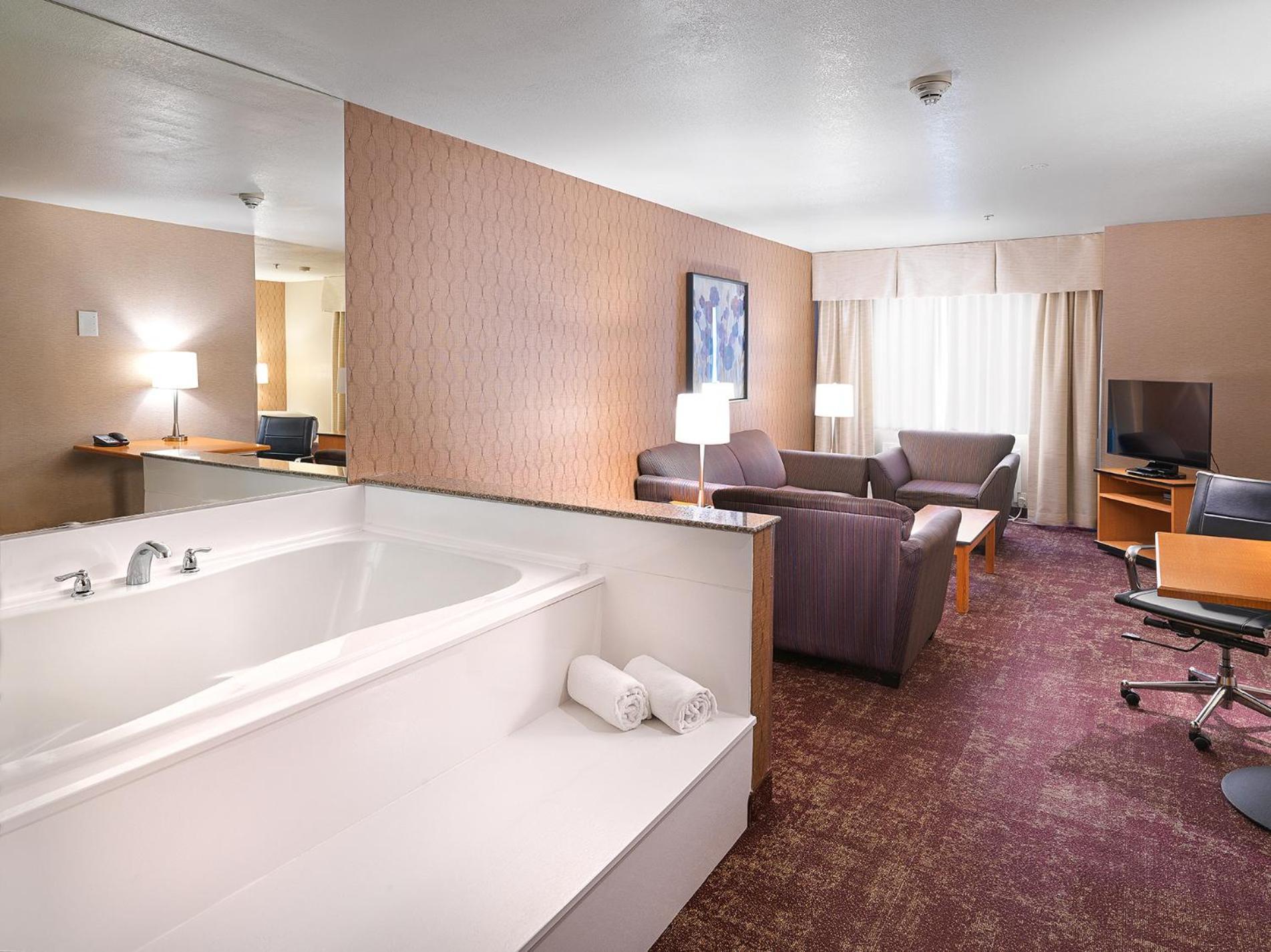 Crystal Inn Hotel & Suites - West Valley City Exteriör bild